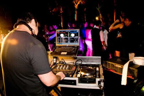 DjDan-wGear
